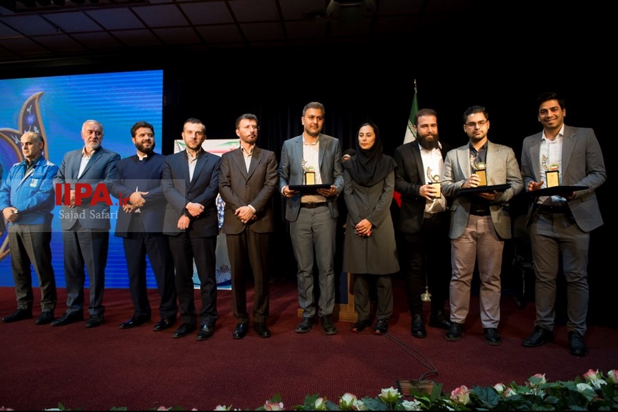   سی و چهارمین جشنواره امتنان از نخبگان جامعه کار و تولید استان تهران