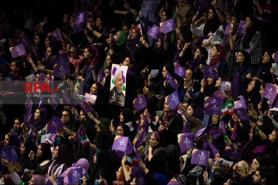   همایش انتخاباتی روحانی در تهران