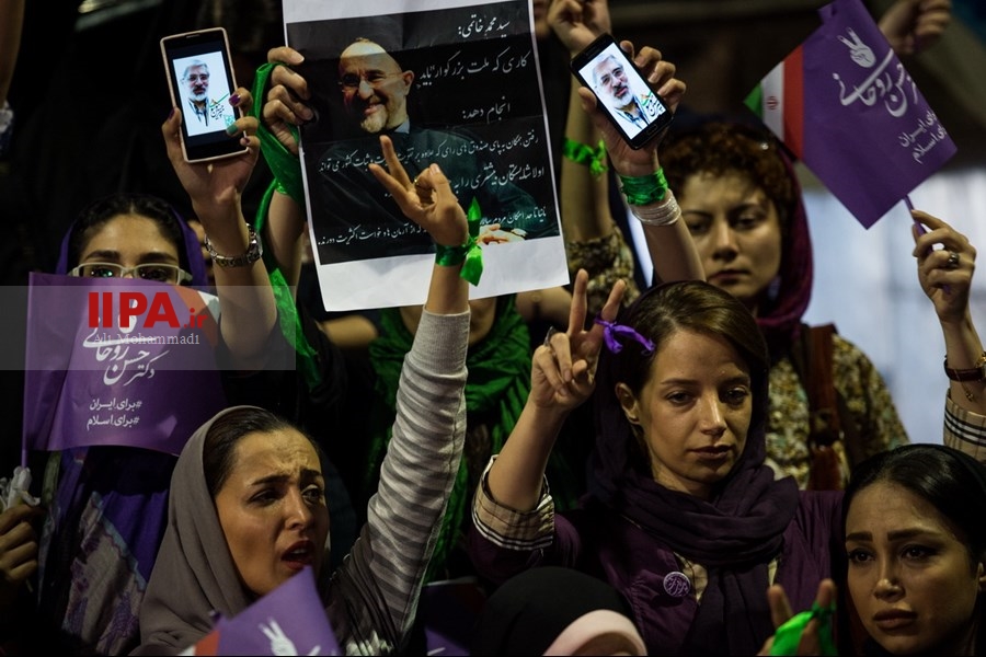   همایش انتخاباتی روحانی در تهران