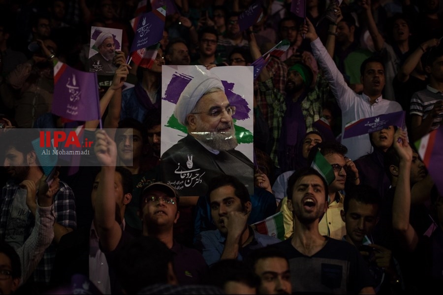   همایش انتخاباتی روحانی در تهران