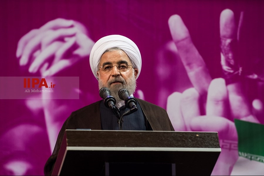   همایش انتخاباتی روحانی در تهران