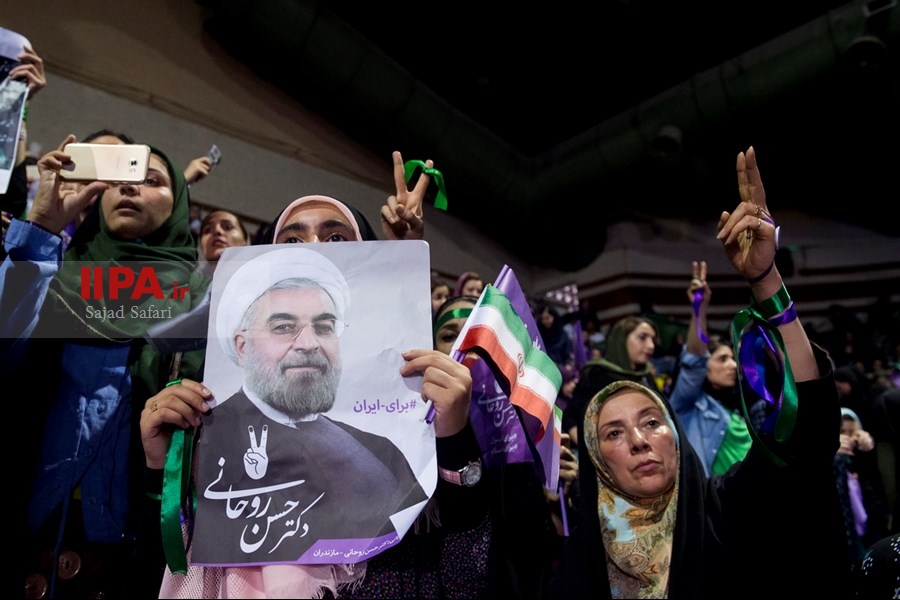   همایش انتخاباتی روحانی در تهران