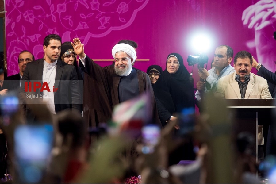   همایش انتخاباتی روحانی در تهران