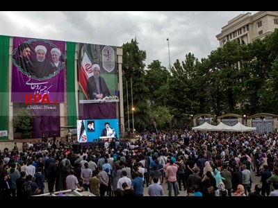 تماشای سومین مناظره تلویزیونی نامزد های انتخابات ریاست جمهوری
