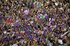   همایش حامیان روحانی در ورزشگاه 12 هزار نفری آزادی