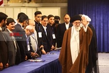   حضور مقام معظم رهبری پای صندوق رای