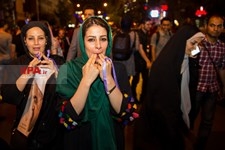   شادی مردم پس از انتخابات ۲۹ اردیبهشت 