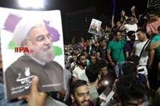   شادی مردم پس از انتخابات ۲۹ اردیبهشت