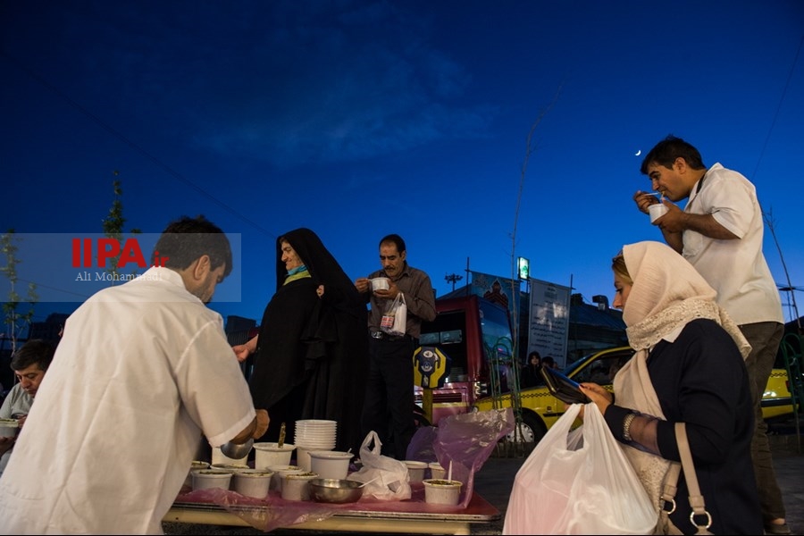   تهران در شب های رمضان