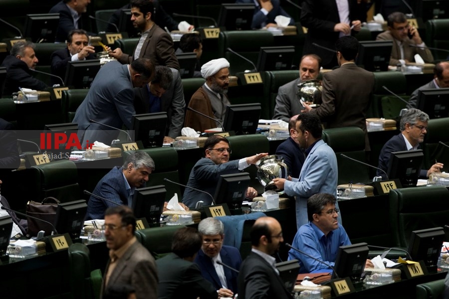   انتخاب هیات رییسه مجلس شورای اسلامی