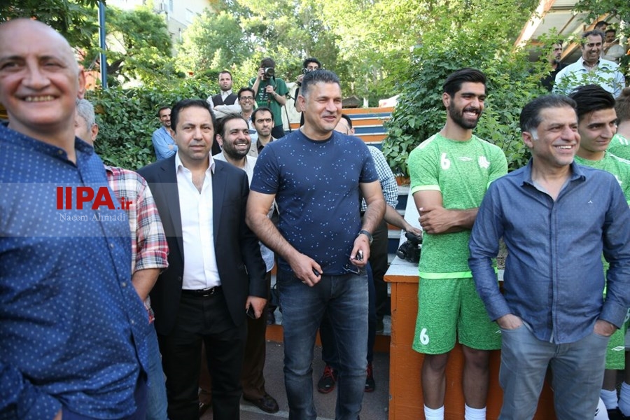   معارفه علی دایی  به عنوان سرمربی  مربی تیم سایپا 