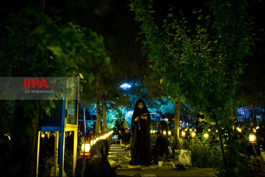   مراسم احیای شب نوزدهم ماه رمضان در بهشت زهرا