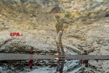   آب‌تنی در چشمه علی