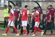   دیدار تیم های فوتبال پرسپولیس و فولاد خوزستان 