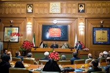   نخستین جلسه رسمی شورای شهر پنجم