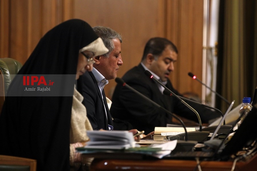   مراسم تحلیف شهردار تهران در پنجمین جلسه شورای شهر پنجم