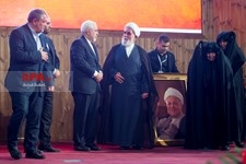   همایش آیت‌الله هاشمی رفسنجانی و هشت سال دفاع مقدس