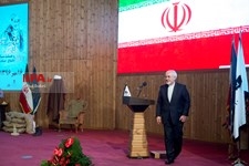   همایش آیت‌الله هاشمی رفسنجانی و هشت سال دفاع مقدس