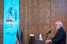   همایش آیت‌الله هاشمی رفسنجانی و هشت سال دفاع مقدس