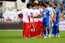   دیدار فوتبال پرسپولیس و استقلال تهران