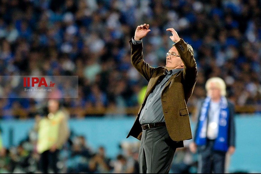   دیدار فوتبال پرسپولیس و استقلال تهران