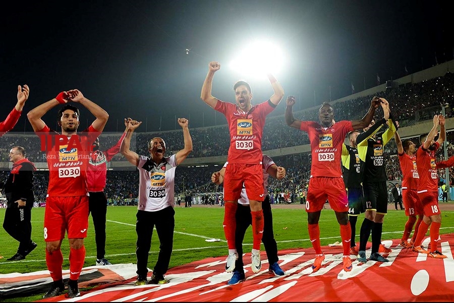   دیدار فوتبال پرسپولیس و استقلال تهران
