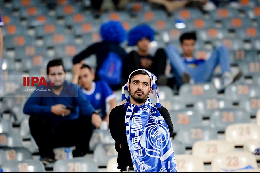   دیدار فوتبال پرسپولیس و استقلال تهران