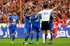   دیدار فوتبال پرسپولیس و استقلال تهران