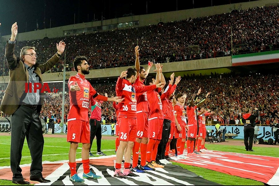   دیدار فوتبال پرسپولیس و استقلال تهران