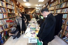   کتابگردی احمد مسجد جامعی