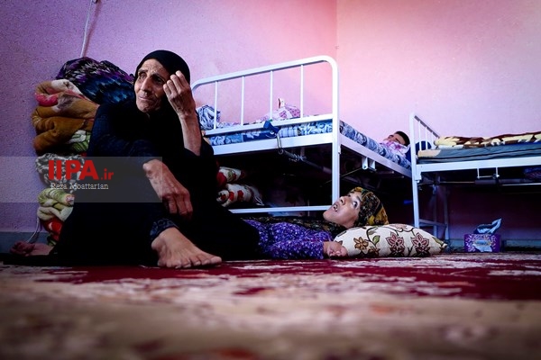 معلول زایی در روستایی «قلعه گنج» کرمان