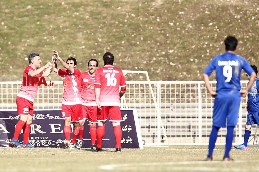   بازی خیریه پیشکسوتان استقلال، پرسپولیس و هنرمندان