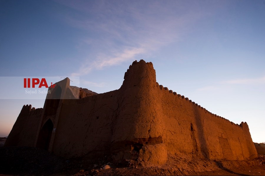   بافت تاریخی روستای سریزد
