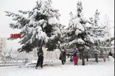   بارش برف در تهران