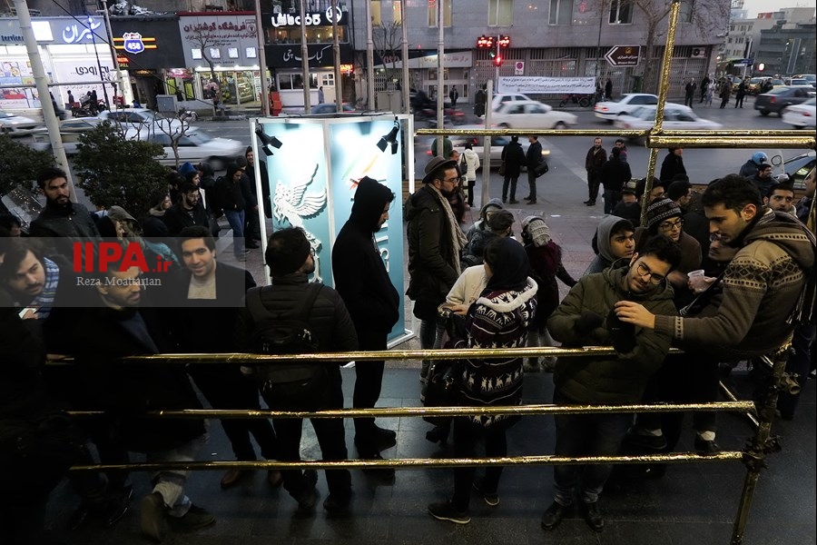   استقبال مخاطبان از سی و ششمین جشنواره فیلم فجر