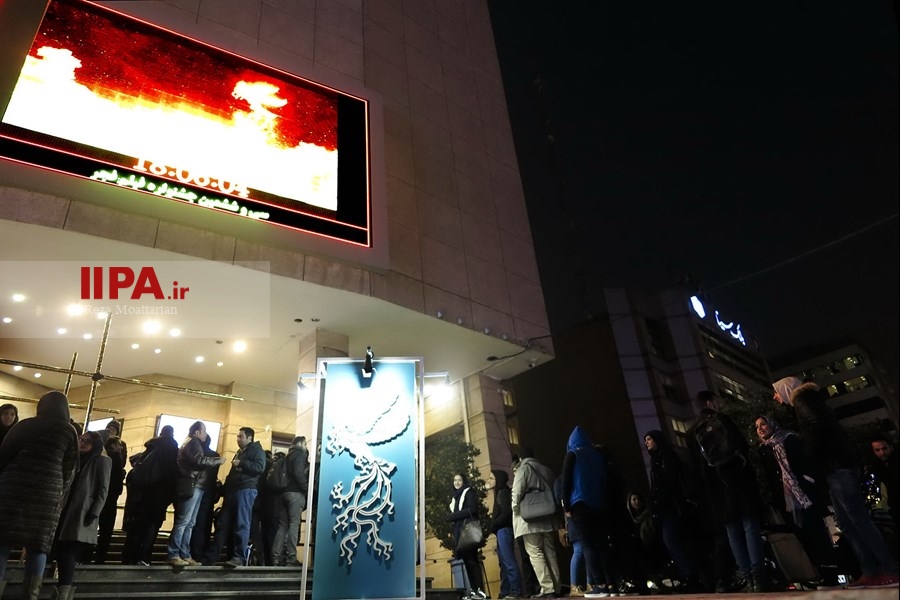   استقبال مخاطبان از سی و ششمین جشنواره فیلم فجر