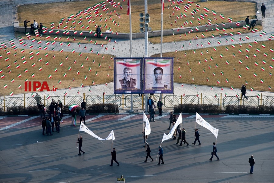   راهپیمایی ۲۲ بهمن -1