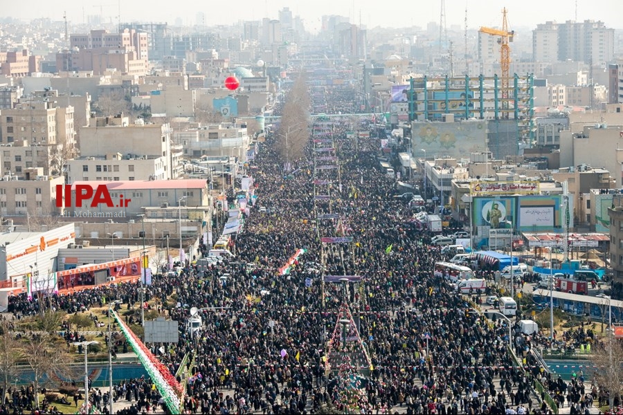   راهپیمایی ۲۲ بهمن -1