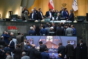 جلسه استیضاح علی ربیعی و عباس آخوندی