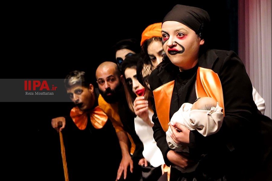   نمایش نحس