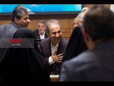 بررسی استعفا شهردار تهران