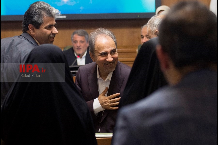   بررسی استعفا شهردار تهران 