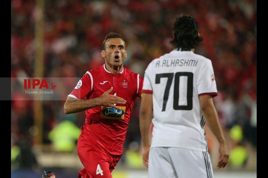   دیدار تیم های فوتبال پرسپولیس ایران و الجزیره امارات