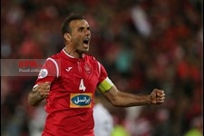   دیدار تیم های فوتبال پرسپولیس ایران و الجزیره امارات
