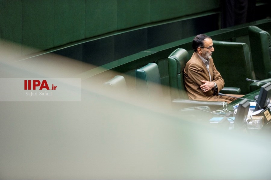   انتخابات هیات ریسه مجلس دهم در سال سوم