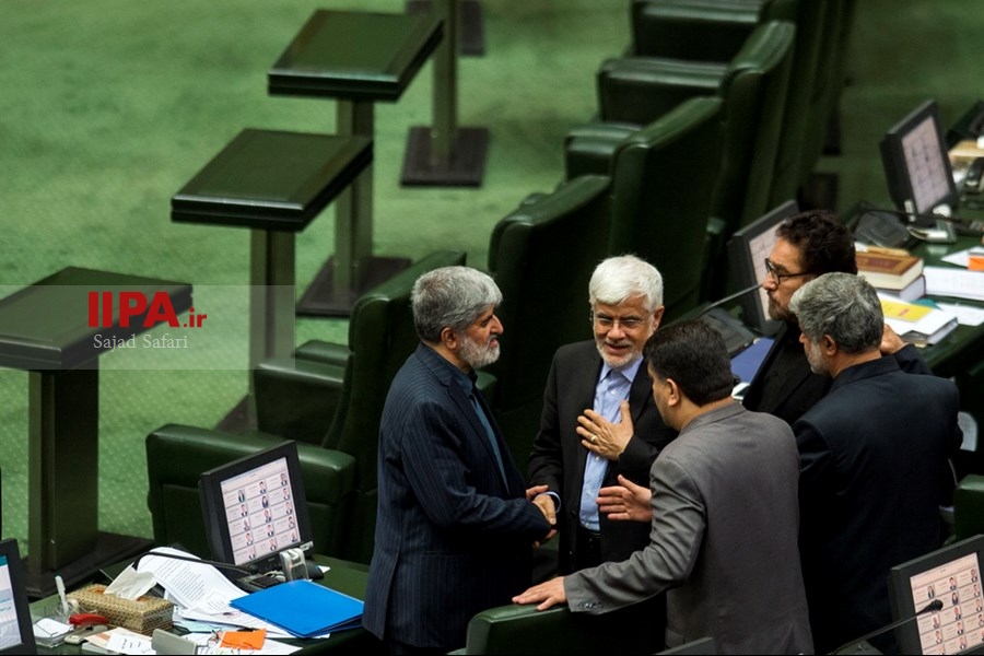   انتخابات هیات ریسه مجلس دهم در سال سوم