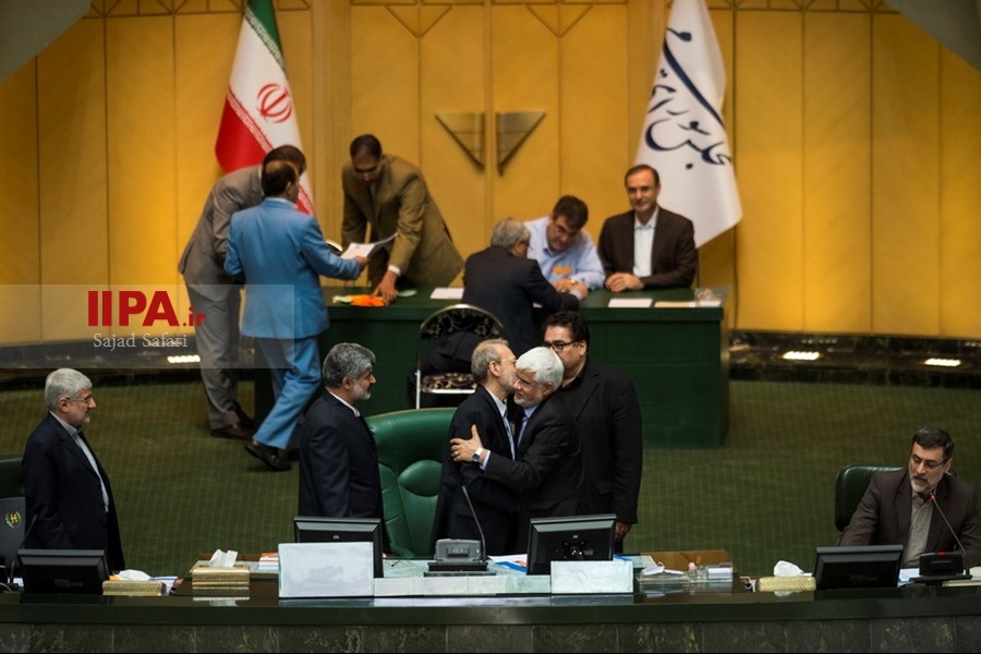   انتخابات هیات ریسه مجلس دهم در سال سوم
