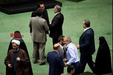   انتخابات هیات ریسه مجلس دهم در سال سوم