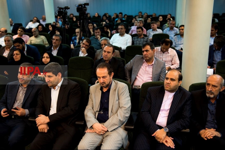   بازدید رئیس دفتر رئیس جمهور از موسسه مطبوعاتی ایران