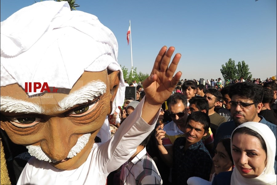   افتتاحیه هفدهمین جشنواره بین المللی تئاتر عروسکی تهران